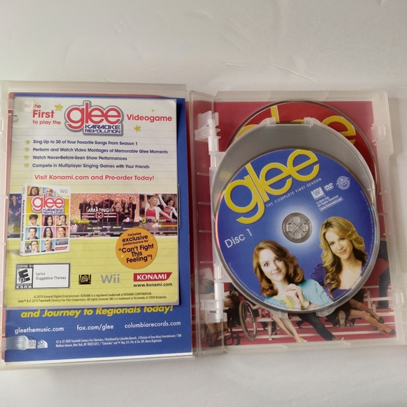 Glee Complete First Season 7-Disc DVD Box Set - Picture 11 of 16